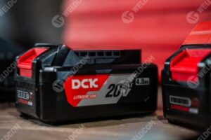 cách kiểm tra pin máy khoan