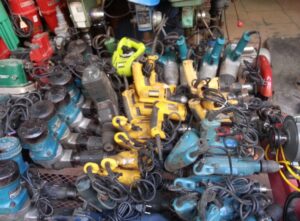 Có nên mua máy khoan cũ