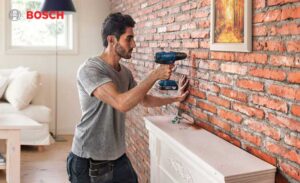 Máy khoan pin có khoan tường được không?