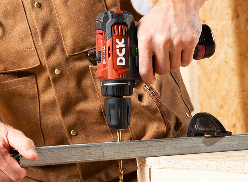 Cách chọn máy khoan phù hợp theo vật liệu khoan