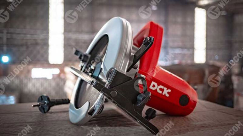 Tiêu chí chọn mua máy cưa đĩa: Độ sâu cắt tối đa