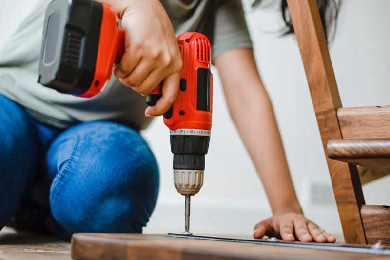 Các bước thao tác khoan đúng cách cho người mới
